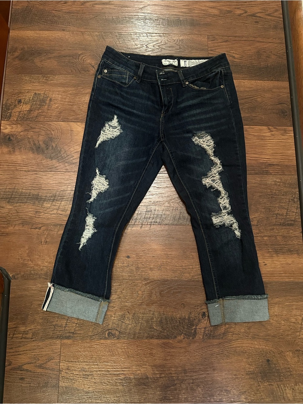 Dark Blue Distressed Women’s Capri Jeans